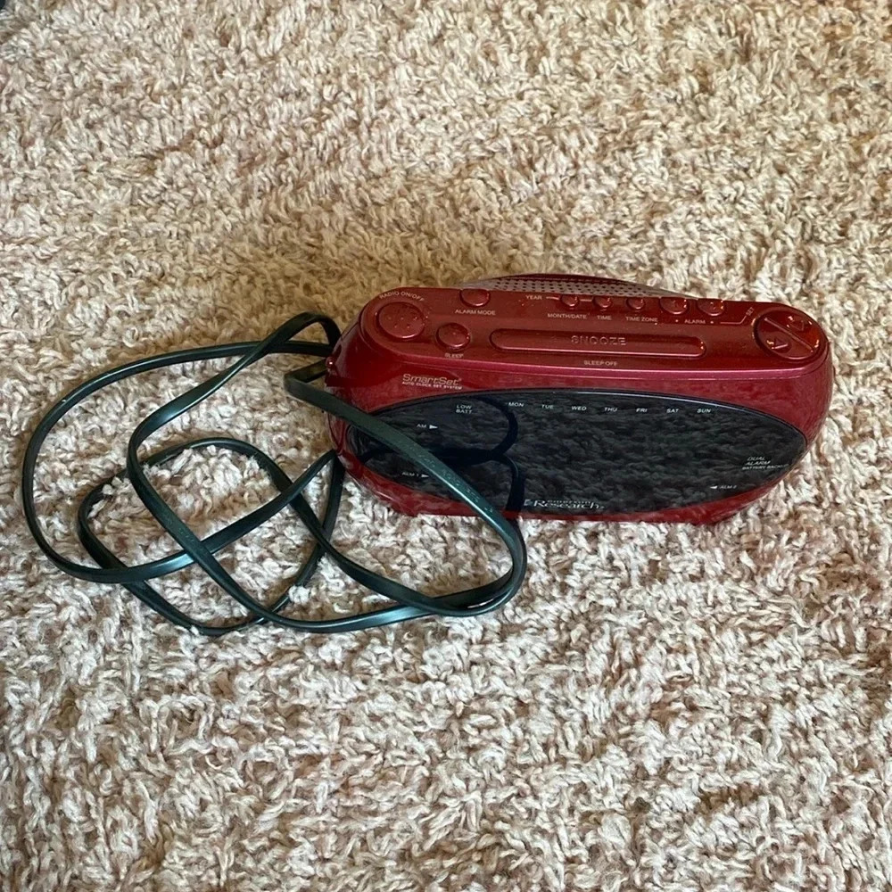 Red Alarm Clock - Picture 1 of 7